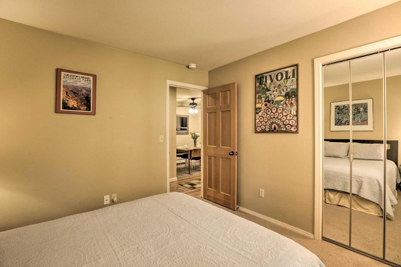 Corner-Unit Condo With Grill Walk To Lake Tahoe! Incline Village Dış mekan fotoğraf