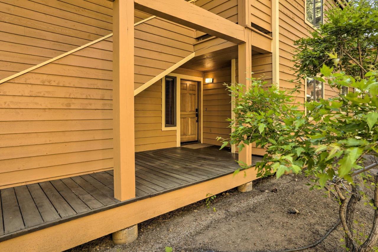 Corner-Unit Condo With Grill Walk To Lake Tahoe! Incline Village Dış mekan fotoğraf